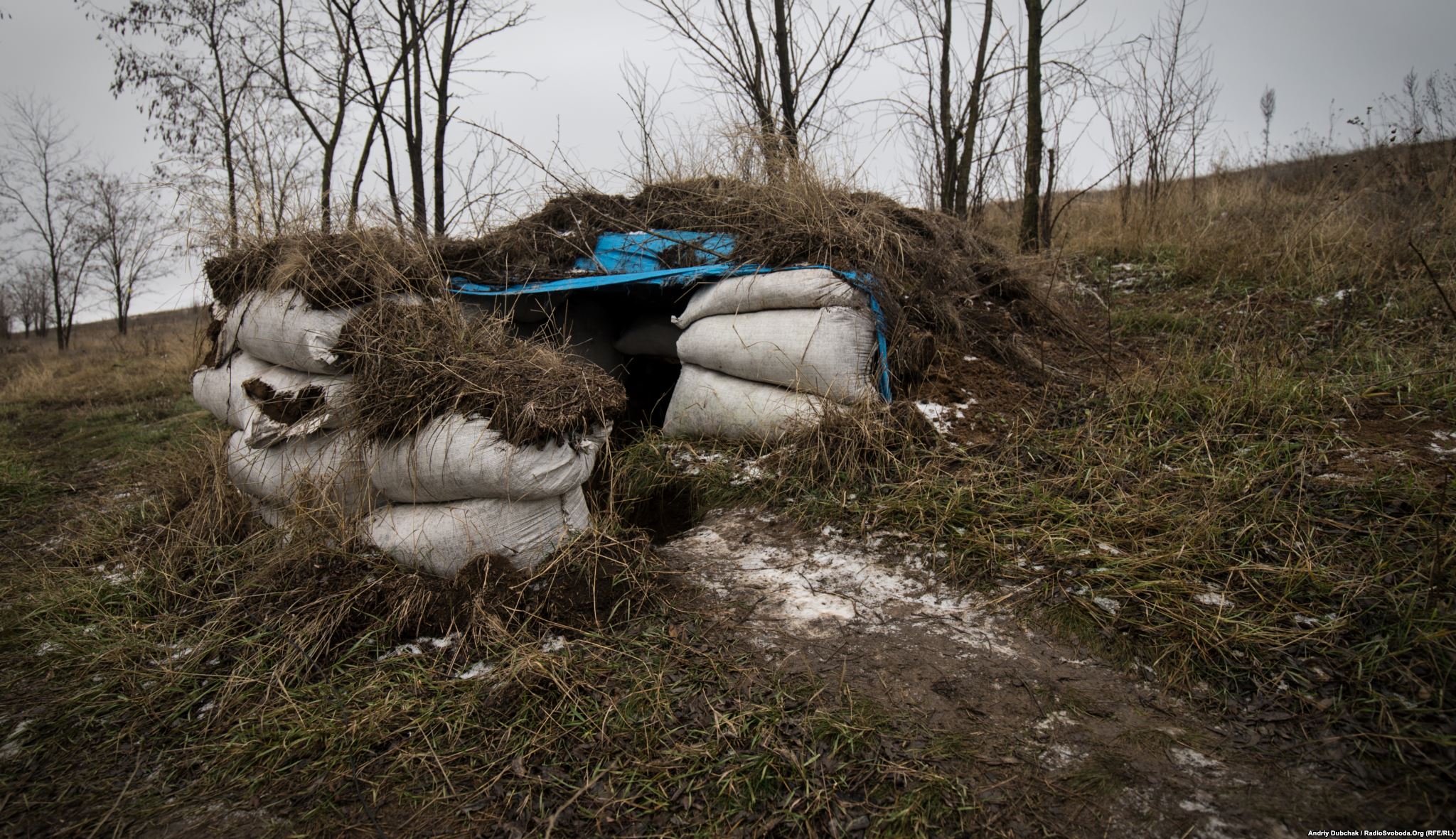  “Safe” toilet room. Only shells and mines can reach these “positions.” (photo by ukrainian military photographer Andriy Dubchak)