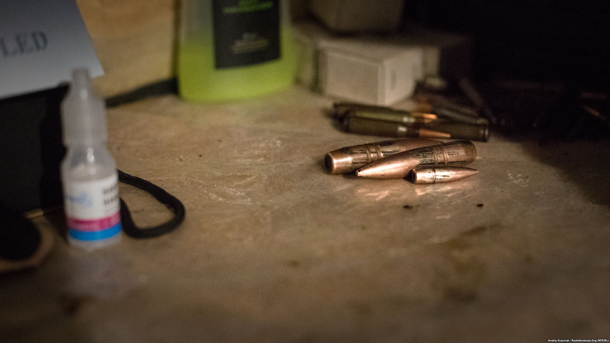 Collection of “flaying” items that fall on the wood line near the dugout (photo by ukrainian military photographer Andriy Dubchak)